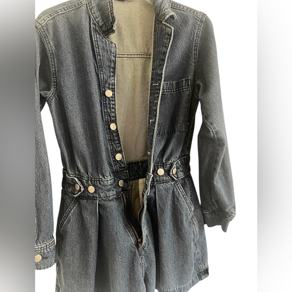 Universal Thread Denim Long Sleeve Romper Size 4 - Picture 13 of 14